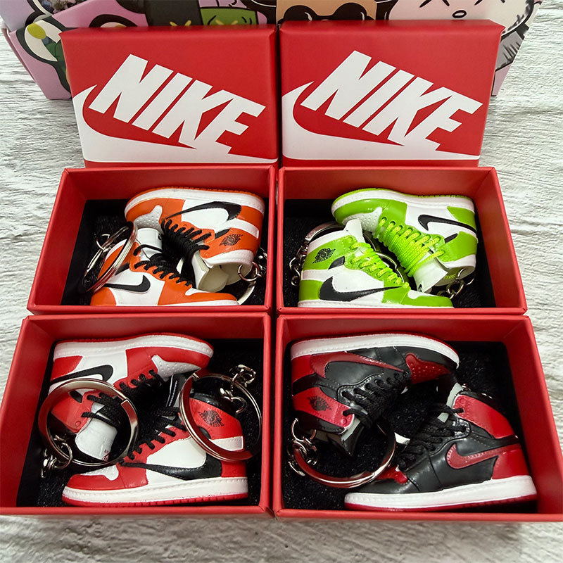 Miniature sneaker keychain design sample